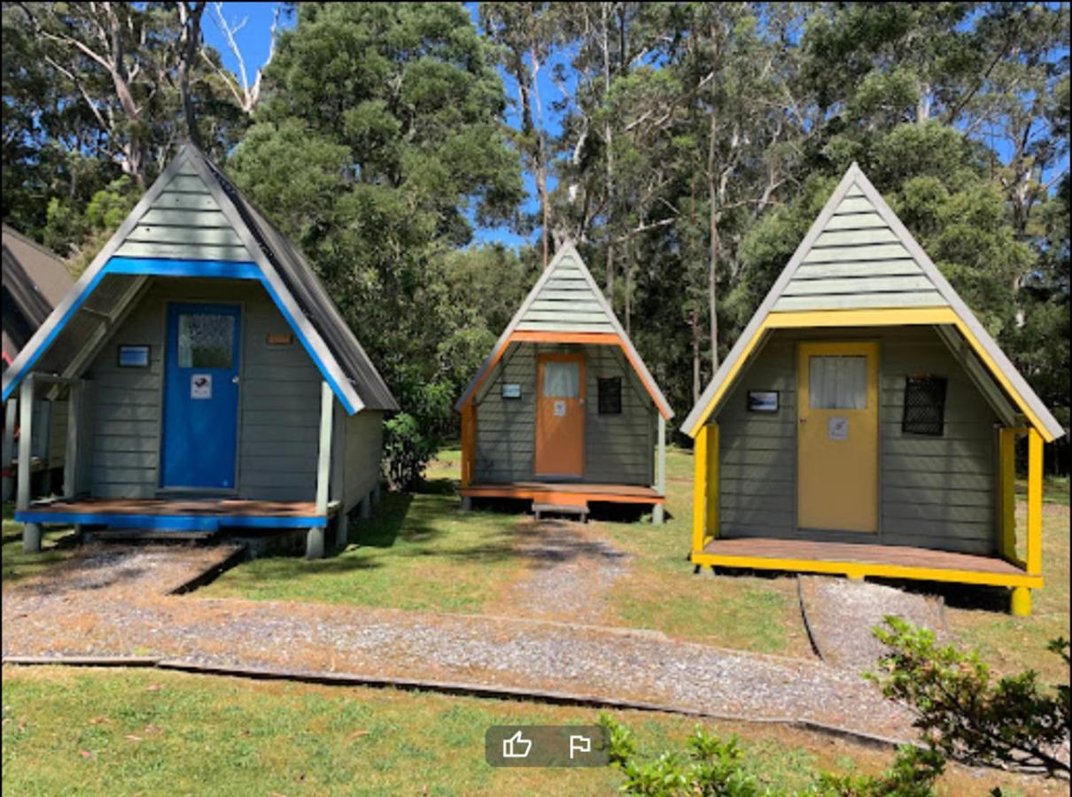 Strahan Backpackers Экстерьер фото
