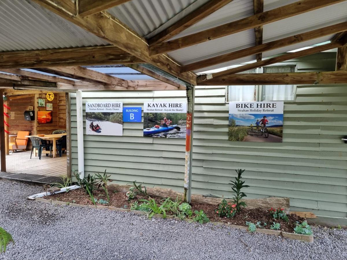 Strahan Backpackers Экстерьер фото